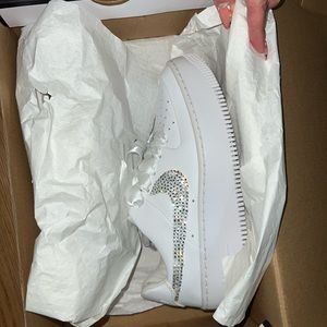 Customized Air Force 1 sage sz 7